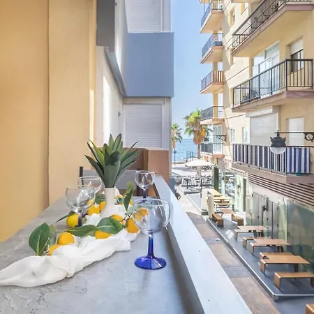 Beautiful 2Br - 20 Meters From Beach - In City Center Fuengirola Buitenkant foto