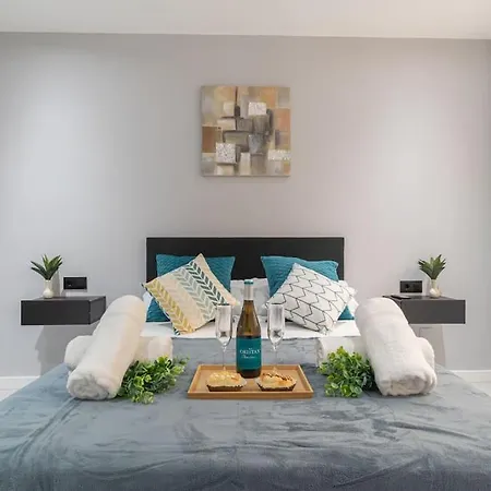 Beautiful 2Br - 20 Meters From Beach - In City Center Fuengirola Buitenkant foto