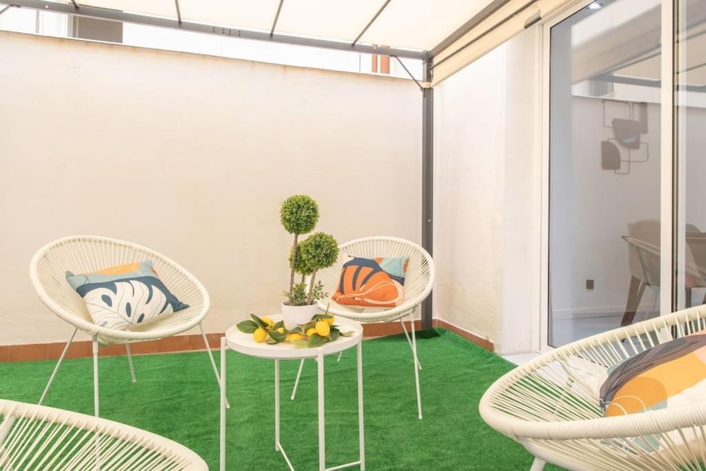 Beautiful 2br - 20 Meters From - In Center Apartament *